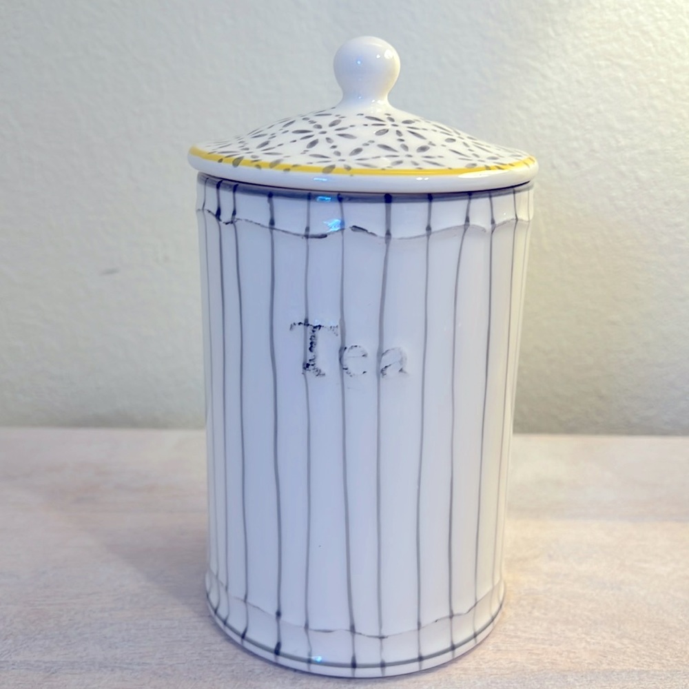 Southern Living tea canister